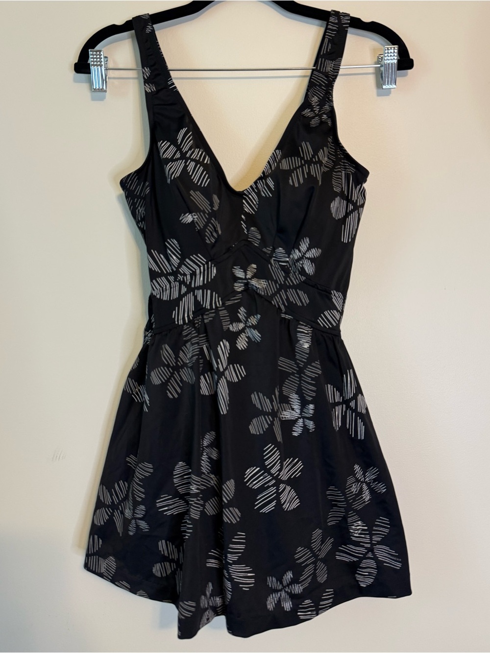Le Cove Black Floral V-Neck Swimsuit with Sewn in Briefs